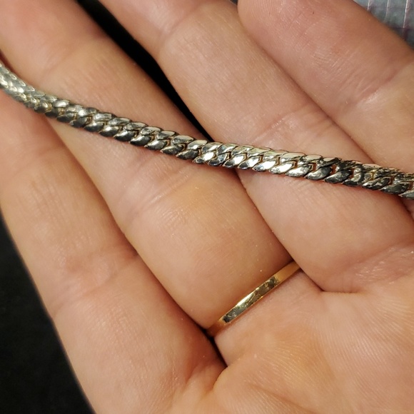 Rhinestone Silvertone Glamour Prom, Evening Necklace and Earrings Set - Picture 5 of 10